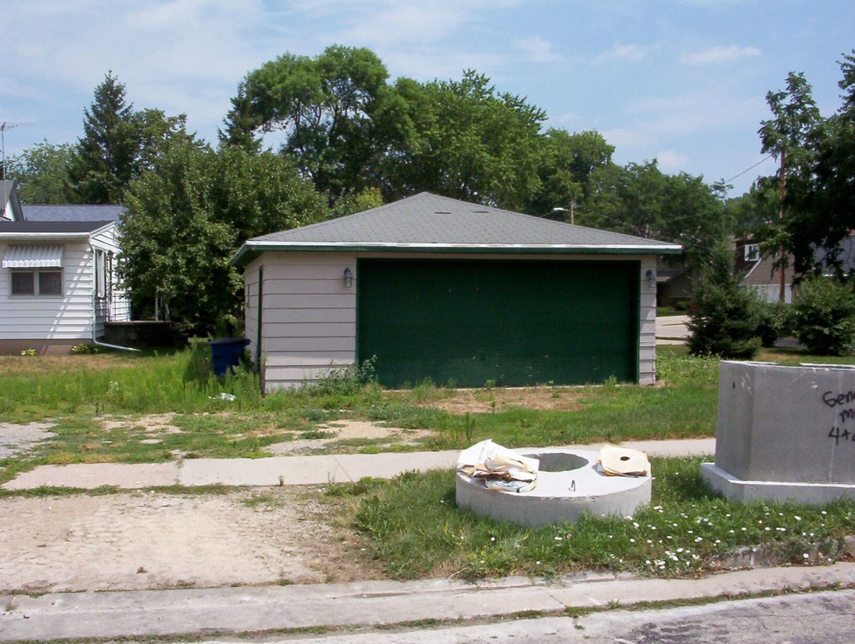 MAKE AN OFFER Two Car Garage for Sale 24Ft deep x 22 1 2Ft wide NO 