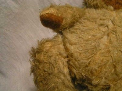 This auction is for a delightful Vintage jointed Teddy Bear.