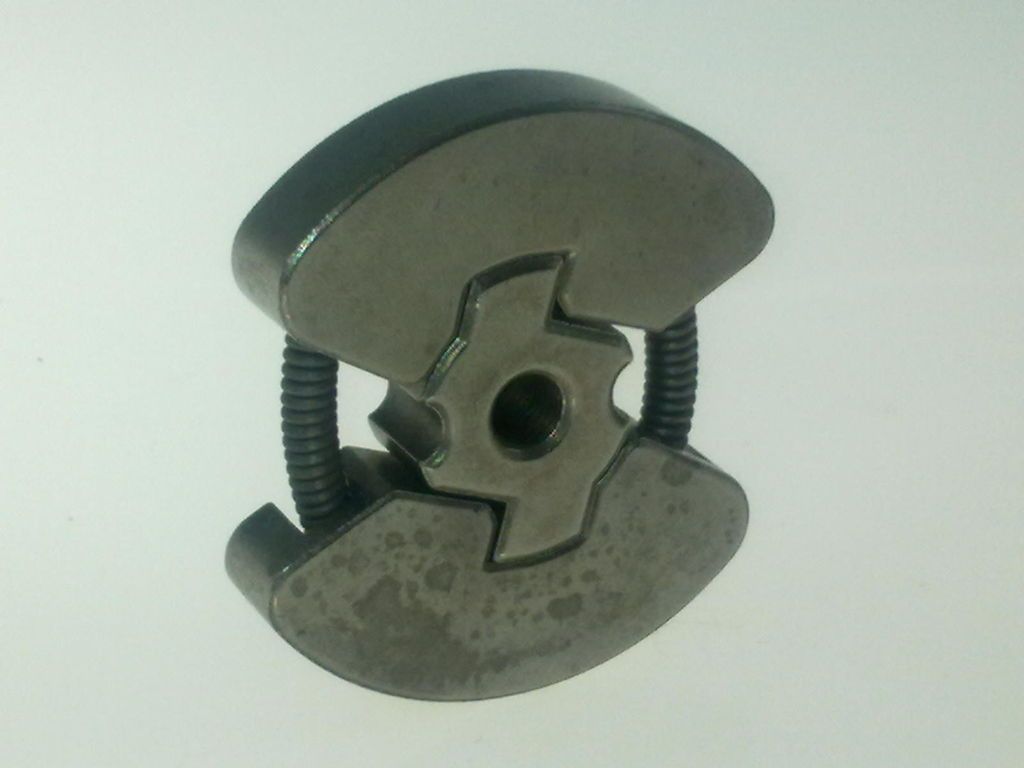 Clutch Assy fit JONSERED 2035 2036, 2040, CS2040, CS2137, CS2138 