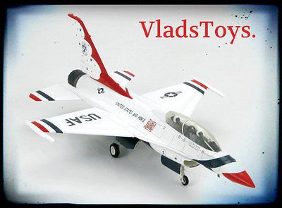 Hobby Master 172 Lockheed F 16D Fighting Falcon USAF Thunderbirds 