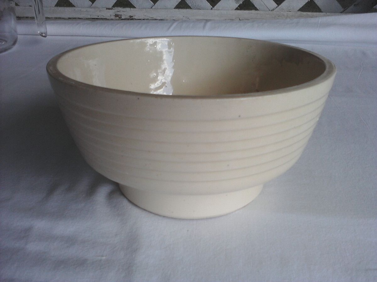 Vintage Cookson Co USA Art Pottery 8302 Ivory Cream White 7 Bowl 