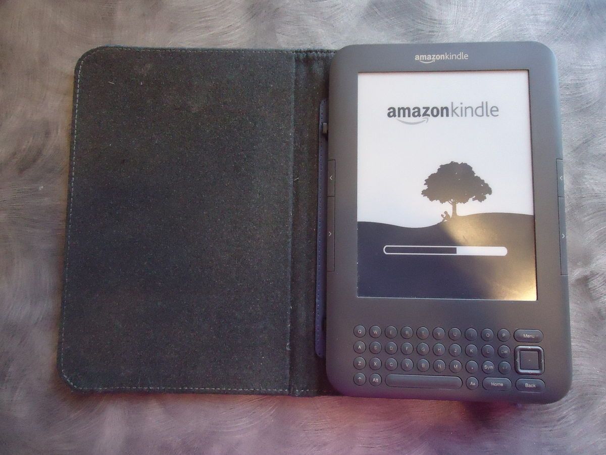  Kindle Keyboard 4GB Wi Fi 3G Unlocked 6in Graphite