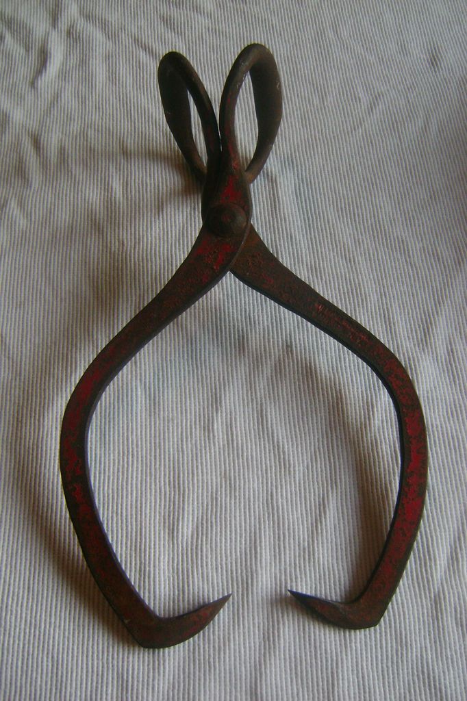 Vintage Gifford Wood red ice tongs 542 14 1/2 IN. Industrial 