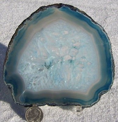 QUARTZ AGATE SLAB ROCK SLICE ABSTRACT QUARTZ WITH BLUE RIM 4 ROCKS 