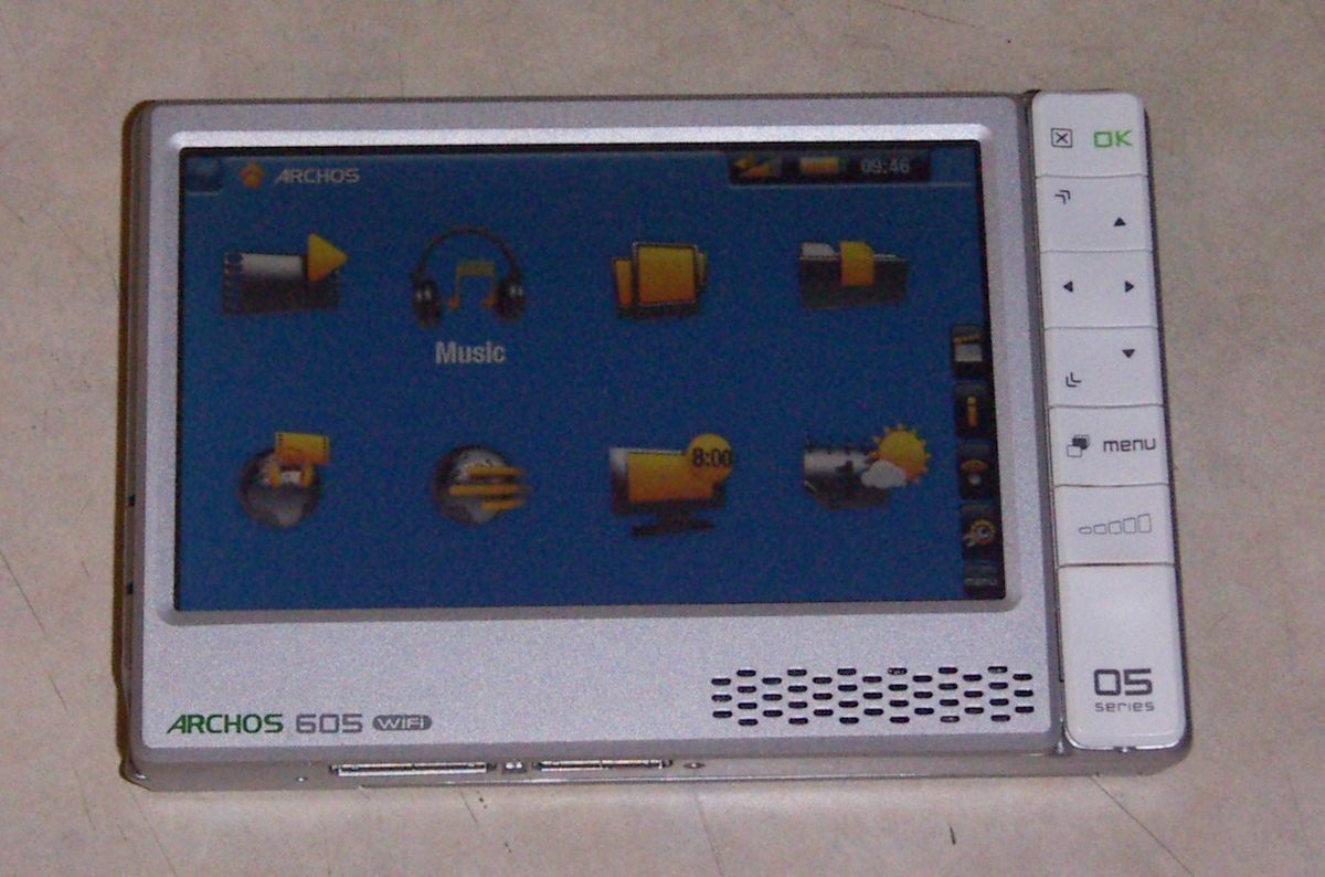 Archos 605 WiFi 4GB Touch screen Digital Media  Player Silver Works 