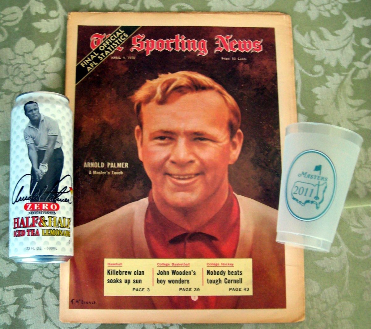 Arnold Palmer Lot of Collectibles with Vintage Masters Tournament 