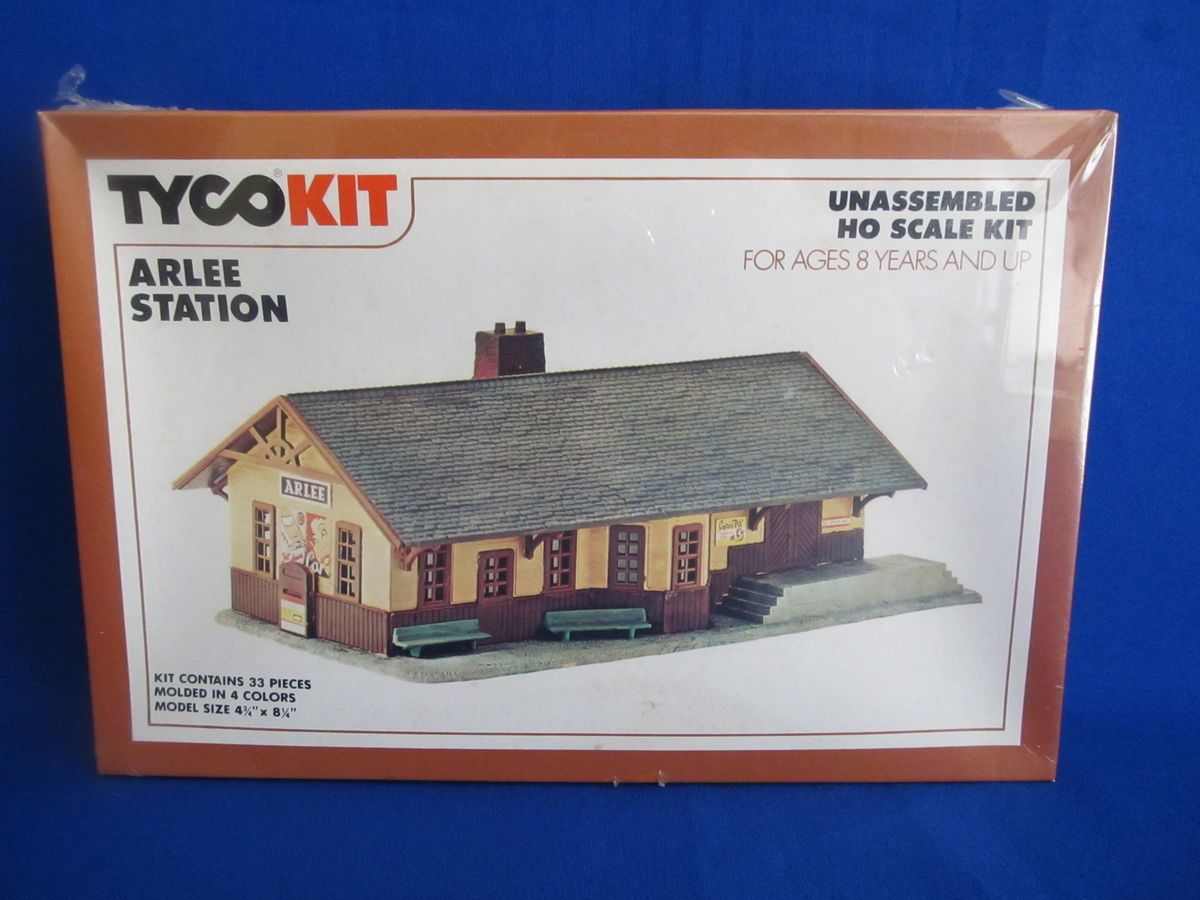 HO Scale Tyco Arlee Station Kit Item 7761 Made in w Germany New in Box 