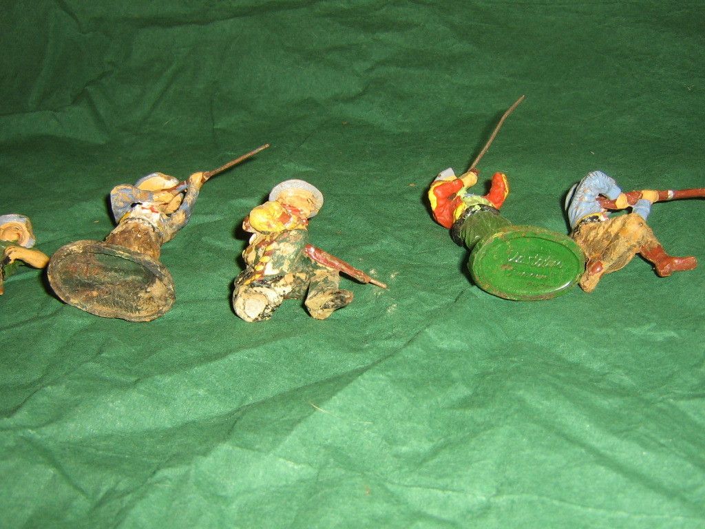 Cowboy and Indian elastolin figures soldiers 7 pieces elastolin 