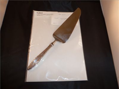 FL0022 Lunt Lacepoint Sterling 10 1 2 1 Pie Cake Server 101 grams No 