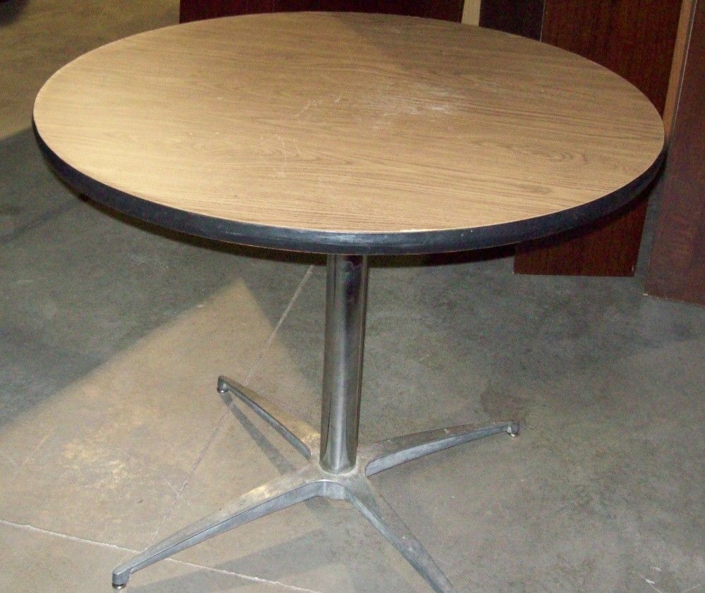 Round Wood Grain Laminate Breakroom Table 36