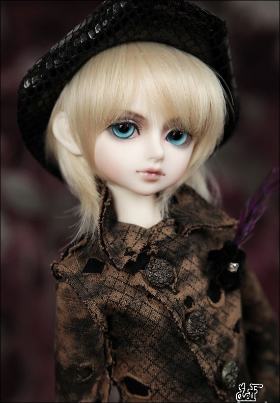 LUTS Kid Delf Boy BUZZI   43cm (1/4 scale) , BJD , ABJD , KDF