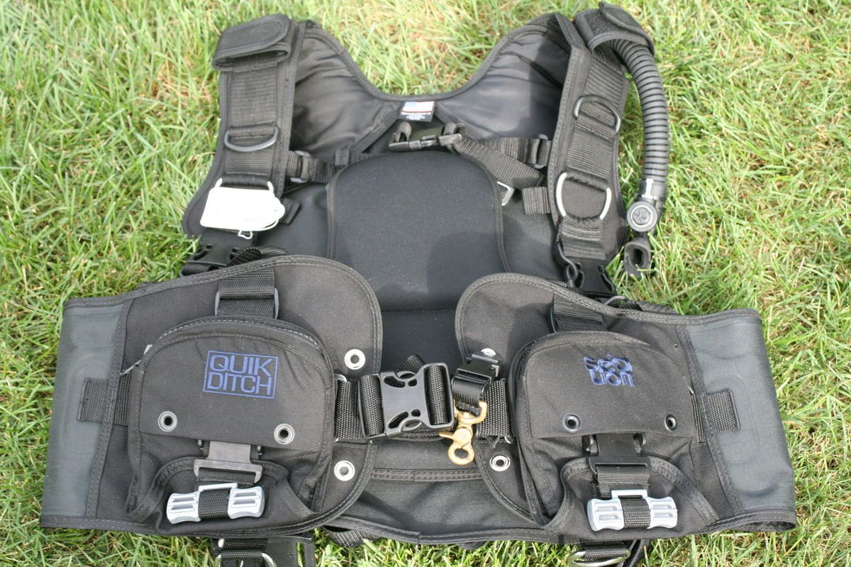  Seasoft Sealion Buoyancy Compensator