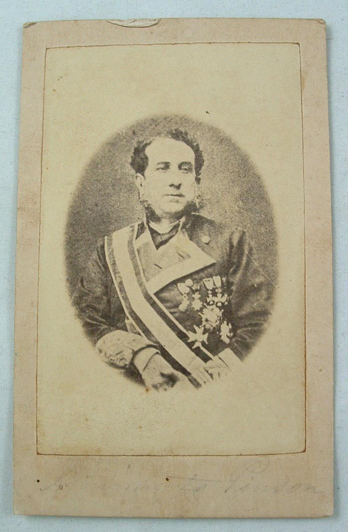 photographer character s name almirante admiral pinzon biography luis 