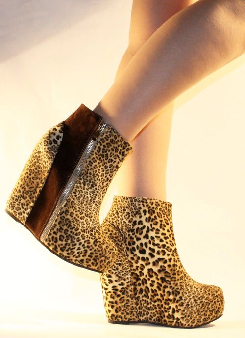   Leopard Wedge Platform Ankle Side Zipper Bootie 7 US Camilla 10