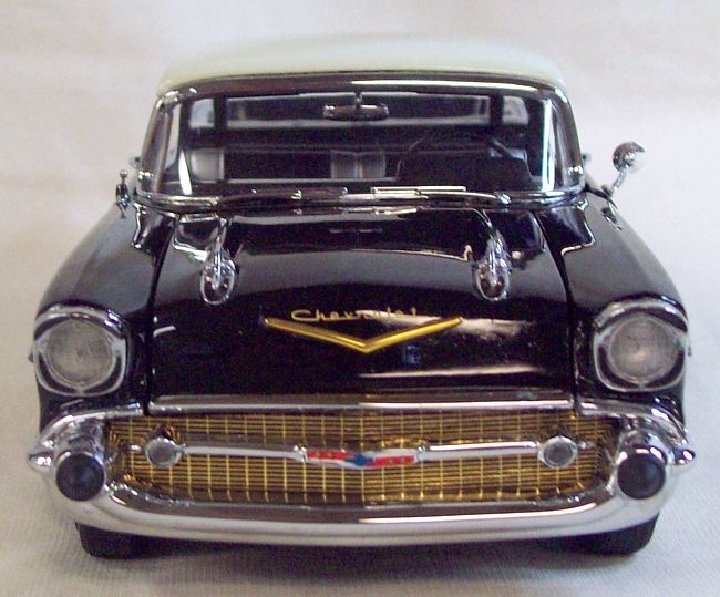 Danbury Mint 1957 Chevrolet El Camino Phantom Le 1 24 Diecast Model 