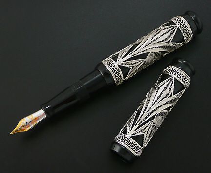 barrel with sterling silver filigree, medium 18K gold nib, vacuum 