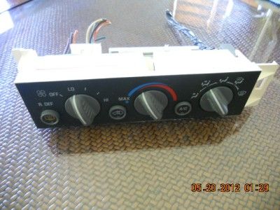 Chevy Tahoe 98 99 Suburban 1500 Heater AC Control Rear Defrost 2500 