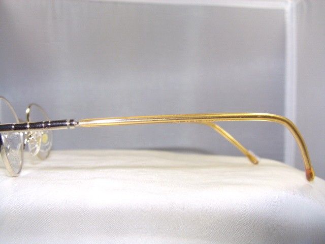 Sunsational Gold Oval with Magnetic Sunglass Clip On
