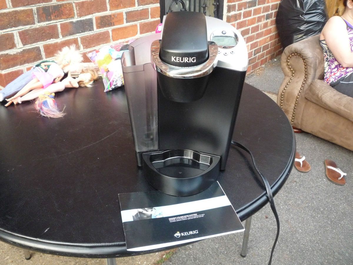 Keurig Special Edition B60 8 Cups Coffee Maker missing parts