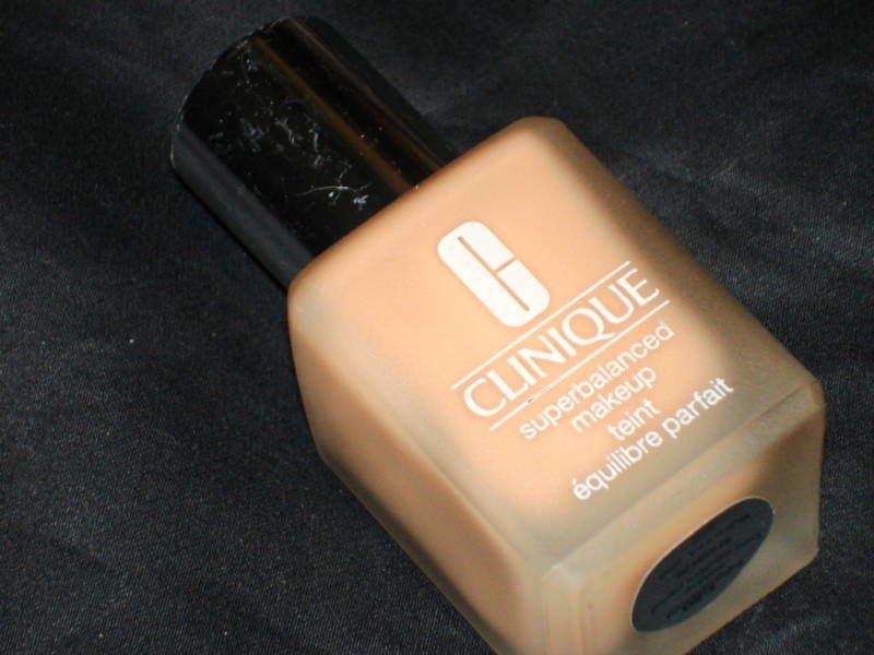 Clinique Superbalanced Makeup Foundation 28 Light