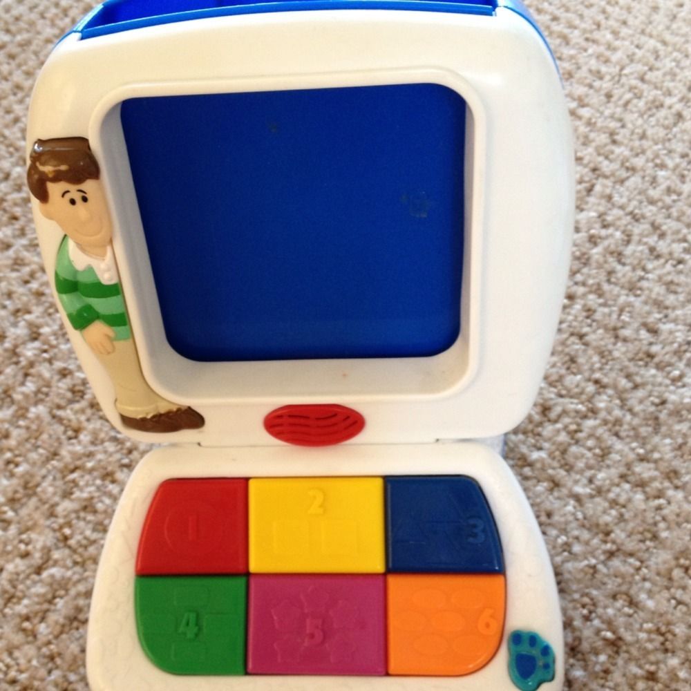 Blues Clues Steves Learning Lessons Mini Computer Toy with All 7
