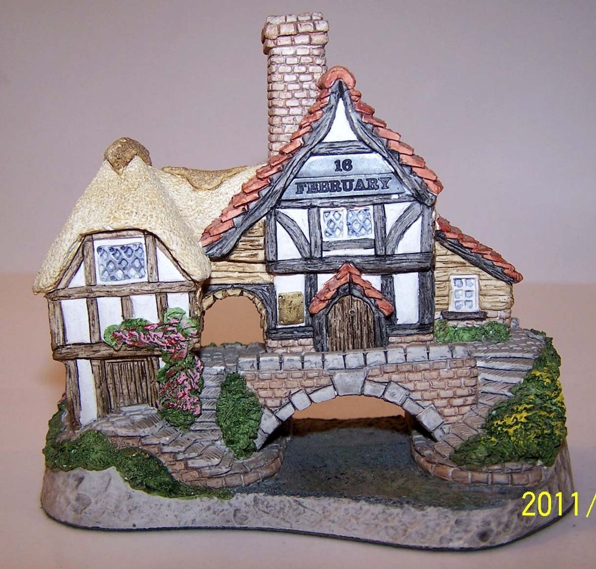 Birthday Cottage Arches Thwonce 1993 Dec by David Winter Signd Vtg Col