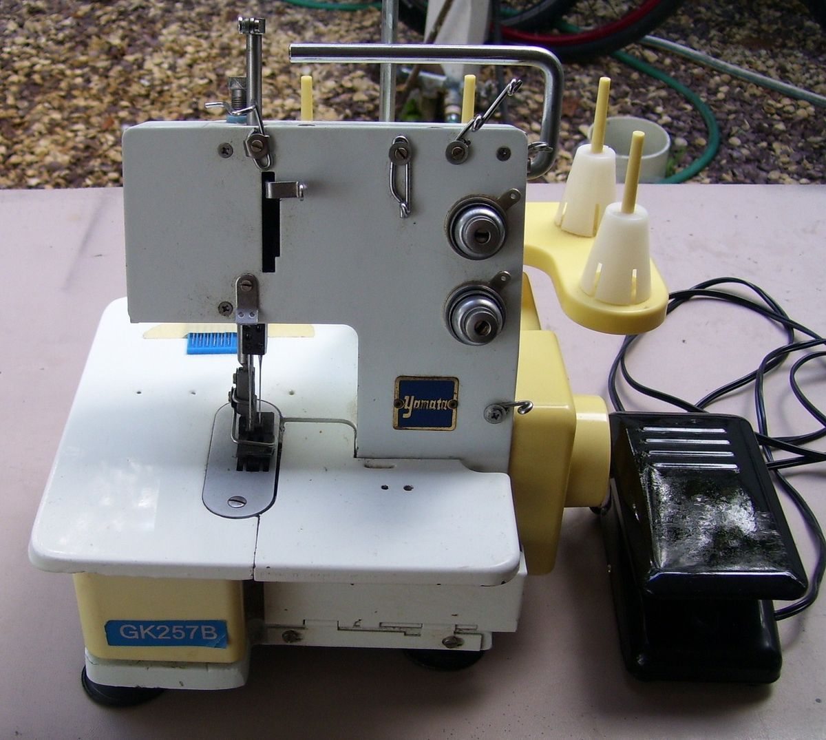  Yamata GK 257B Coverstitch Machine