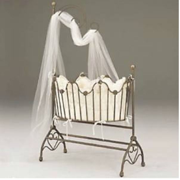 Fortunoff Heirloom Bassinet