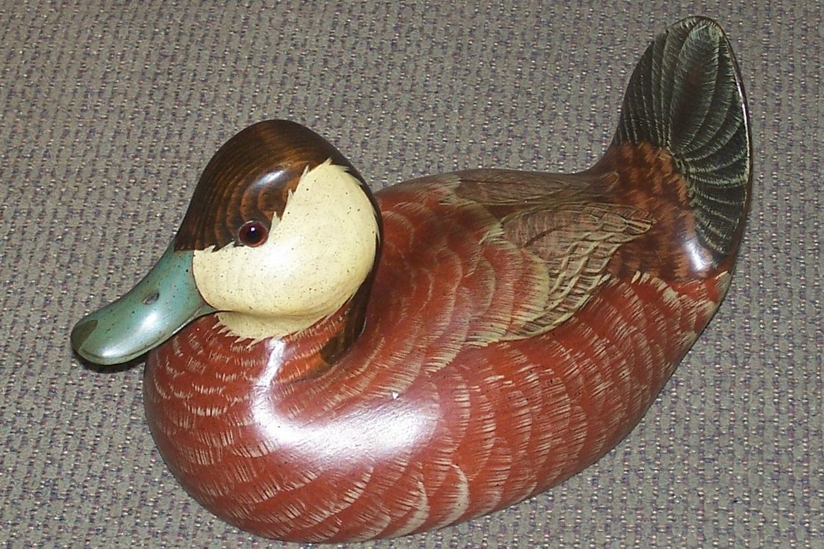   CARVERS BOZEMAN MT SIGNED WOOD RUDDY DUCK DECOY FIGURE CRAIG FELLOWS