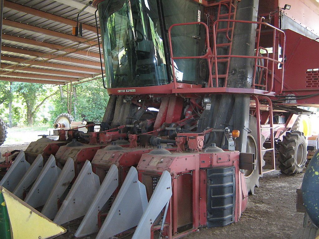 CASE IH 2155 Cotton Express 4 Row Picker Low Hours Field Ready Units