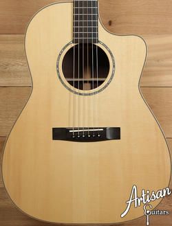 2002 Huss and Dalton CM Cutaway with Adirondack Spruce Top