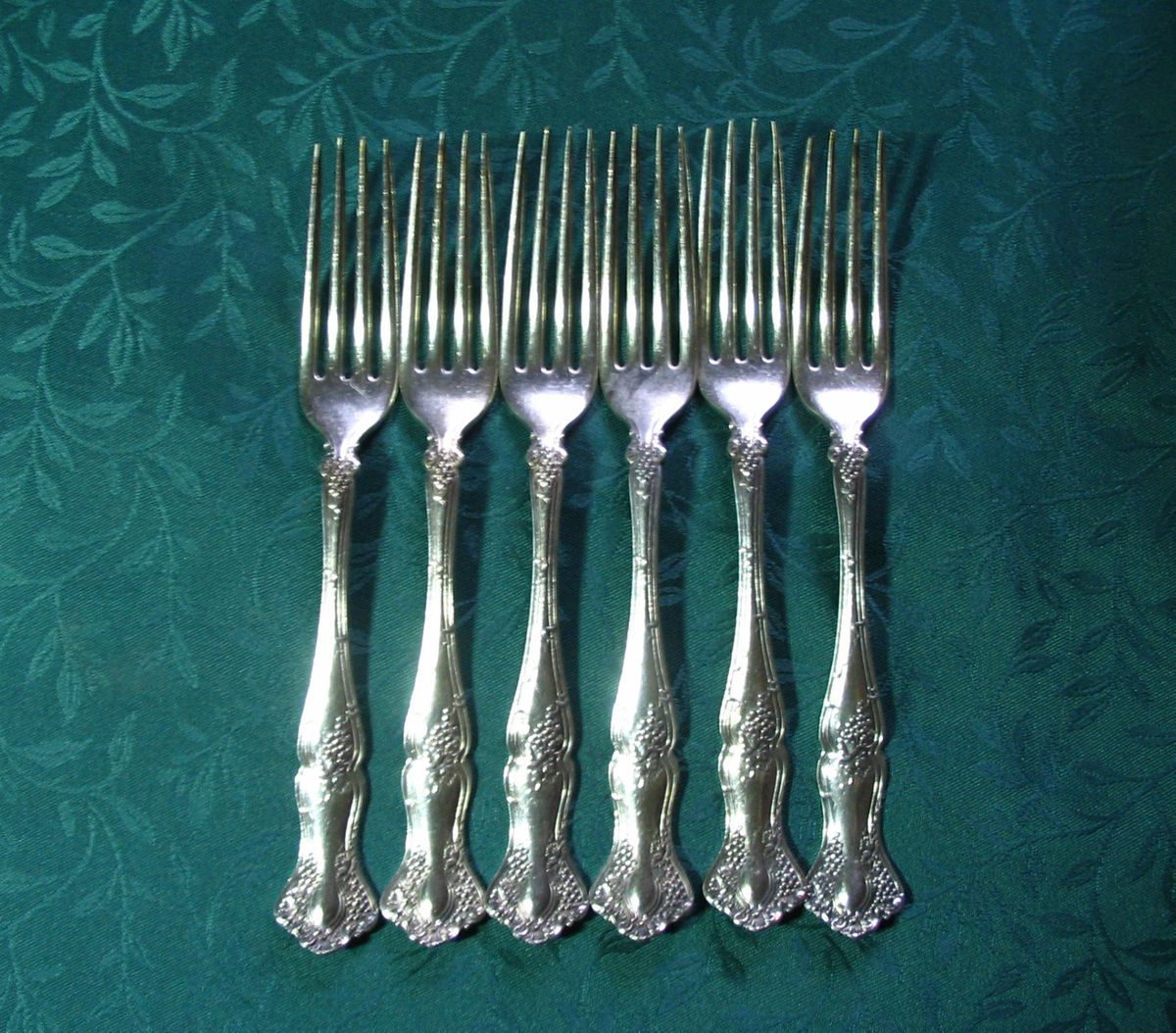 Antique 1847 Rogers Bros Silverplate Dinner Forks Vintage 1904 Grape