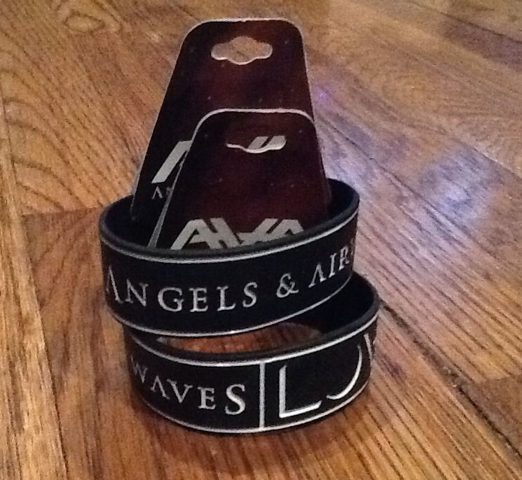 New Angels and Airwaves Bracelet RARE Blink 182 Tom Delonge