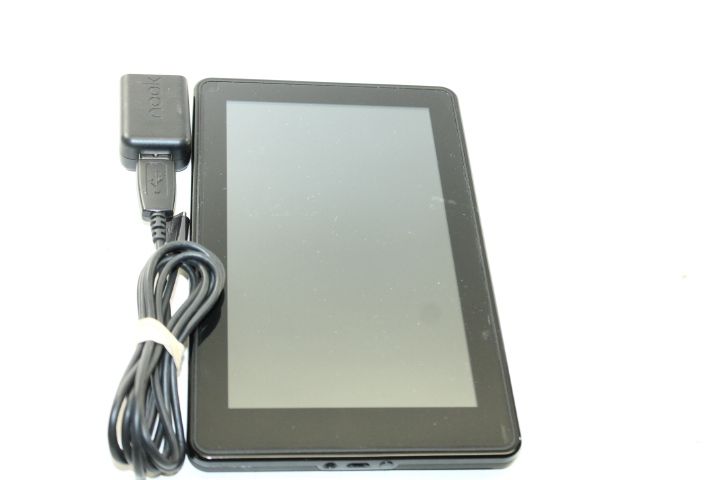 functional  kindle fire 8gb d01400 digital book reader