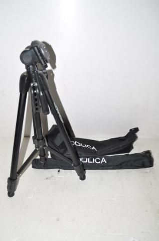 Dolica 68 inch Tripod Monopod Tripod Black STC 100