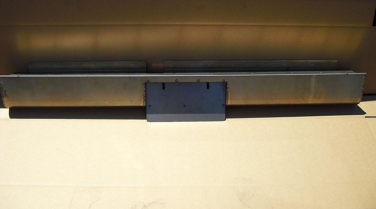 Steel Rollpan 97 04 Dodge Dakota Center License Plate Box FREE LIGHT