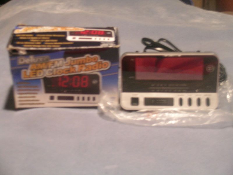 Electro Brand Deluxe Am FM Jumbo LED Clock Radio