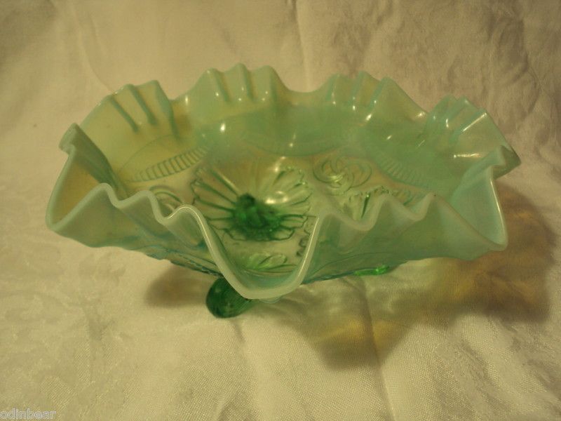  Antique Green Opalescent Fluted Bowl 3 Legs Celtic