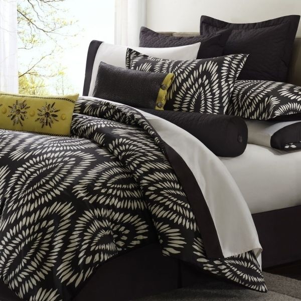 Echo Design Ovation Brown Cream Queen Comforter Set