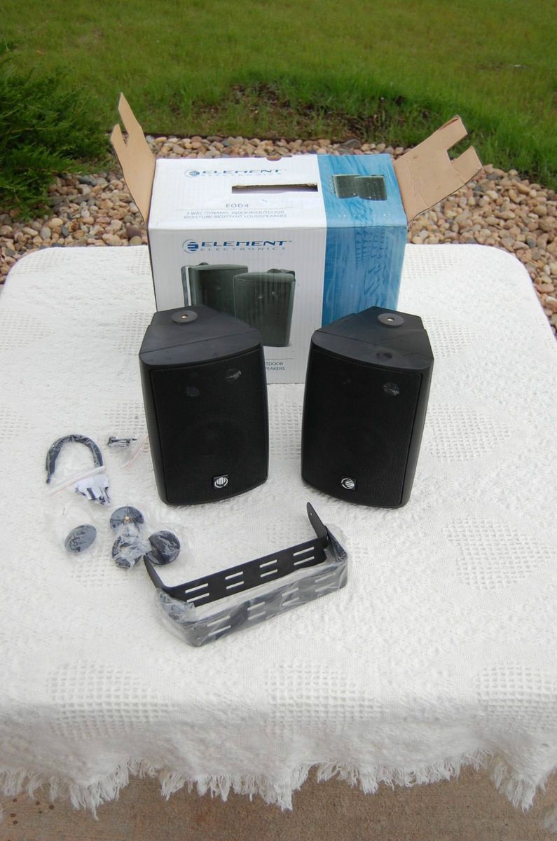 Element Electronics EOD4 Main / Stereo Speakers in Excellent Condition