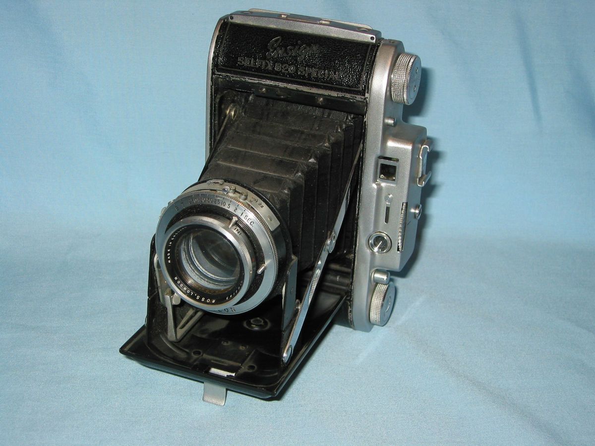 ENSIGN SELFIX 820 SPECIAL 120 FILM RANGEFINDER BELLOWS CAMERA