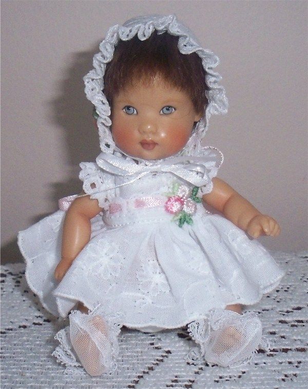 Helen Kish Doll~DEBUT ELLERY~With Additional Outfits/Accessories