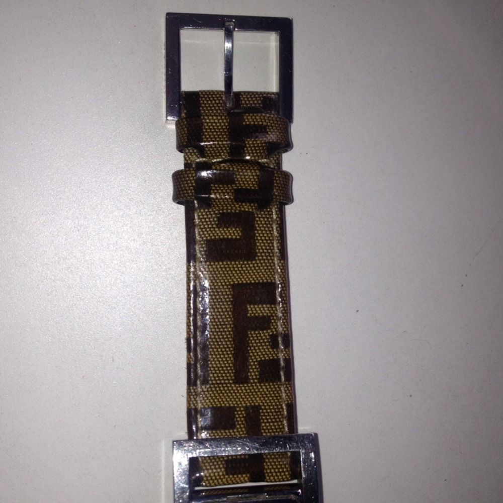  Fendi Logo Face Watch