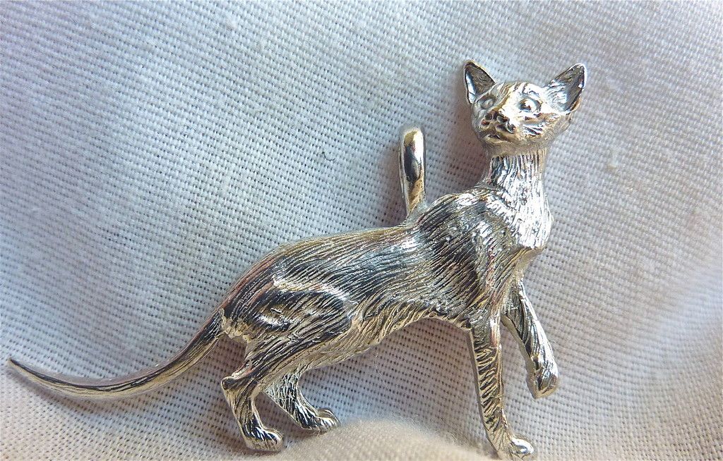 Oriental Short Hair Cat Pendant Fazios Life Like Custom Detail