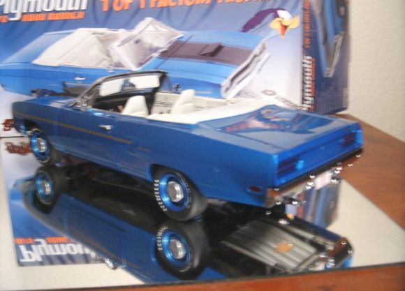 1970 426 Hemi 1 of 1 Factory Road Runner Convertible GMP 1 18 Diecast