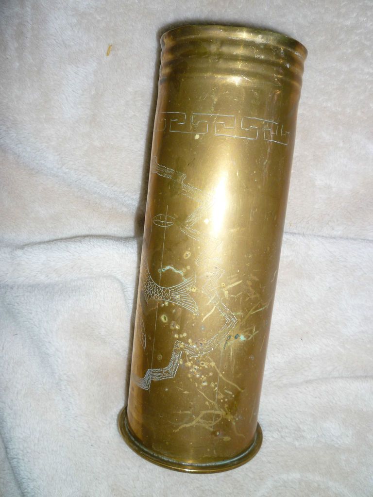  WWI or WWII GUN BRASS ARTILLERY SHELL DRAGON ORIENTAL ART VASE