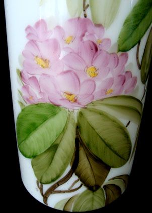 15 Consolidated REGENT Charleton Frangipani VASE Milk Glass RARE