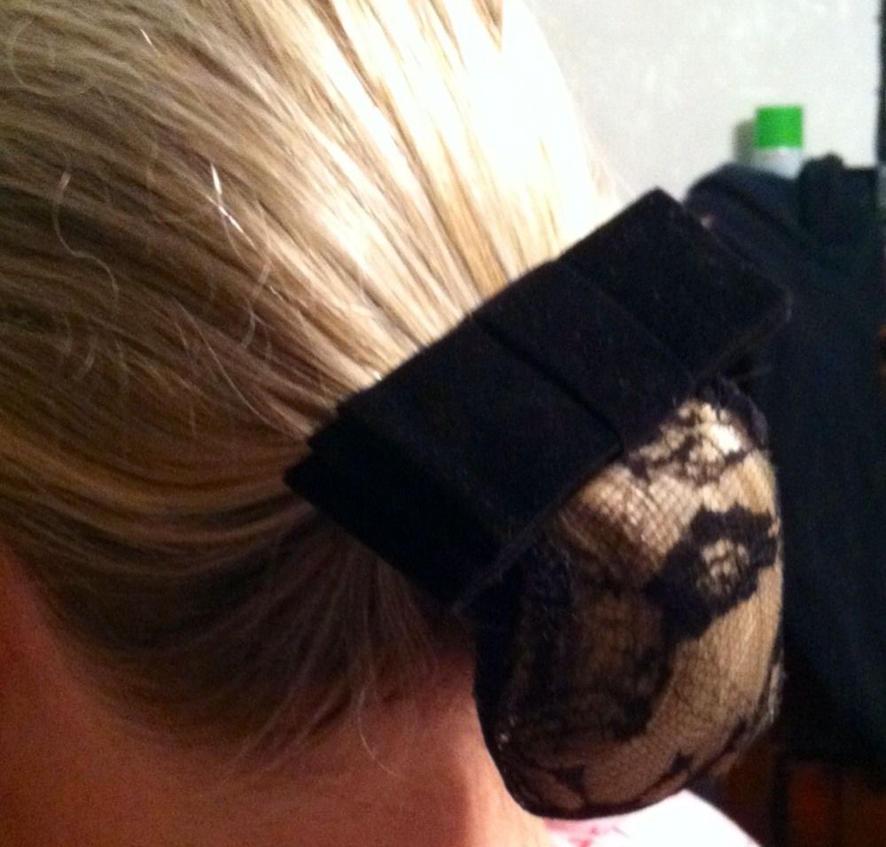 Black Velveteen Hair Bow with Bun Net Snood Horse Show Dressage