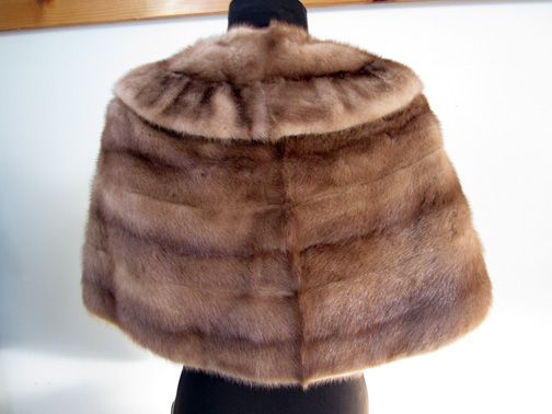 Lush Vintage Emba Autumn Haze Mink Fur Cape Stole 1950s Rich Golden