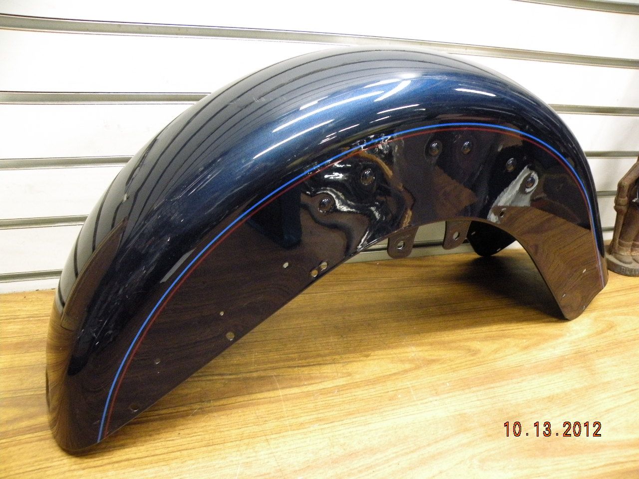 Front Fender Harley Heritage Softail 2004 Royal Blue Chipped Nice